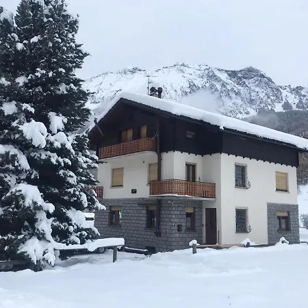 Appartamento La Montagna Incantata - Panoramico Per 6 Persone