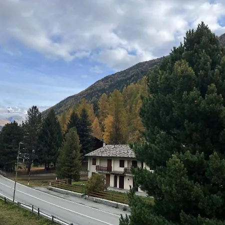 La Montagna Incantata - Panoramico Per 6 Persone Appartamento Champoluc