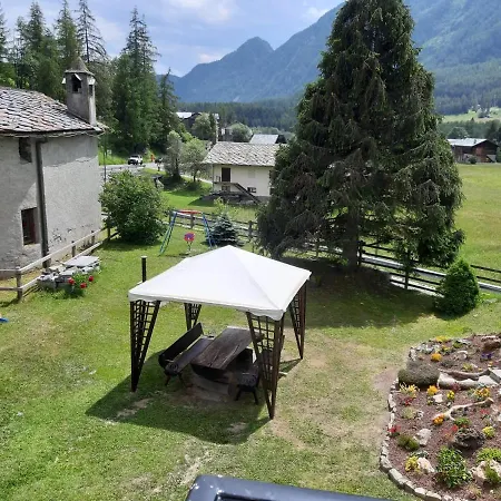 La Montagna Incantata - Panoramico Per 6 Persone Champoluc