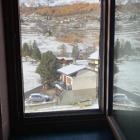 Appartamento La Montagna Incantata - Panoramico Per 6 Persone